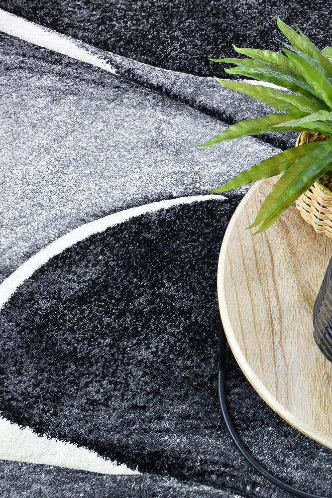 Dahlia 37 Dark Grey Rug